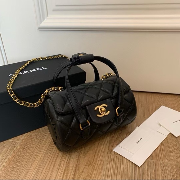 Chanel Points Exchange Black Gift Bag New In Box - Picture 1 of 7